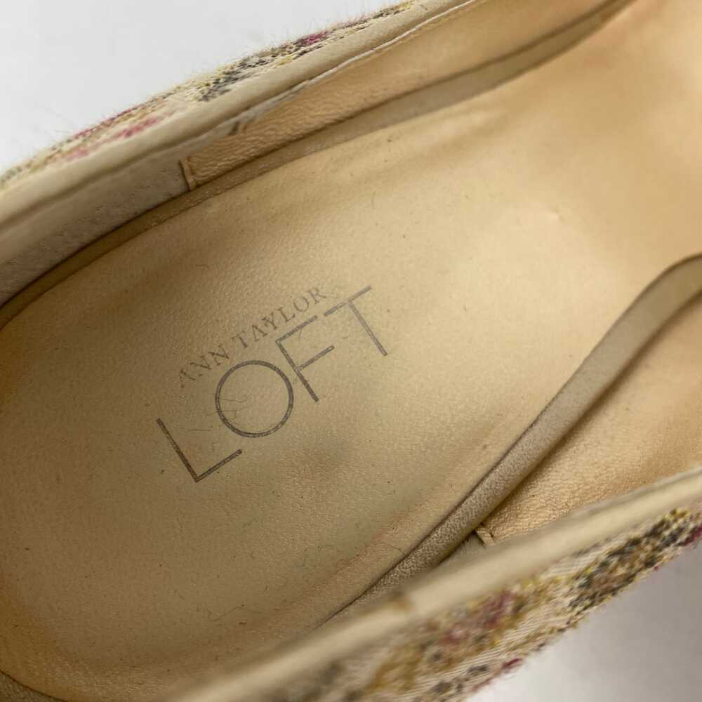 LOFT Gold Brocade Heels | Women’s Size 10 - Picture 3 of 10
